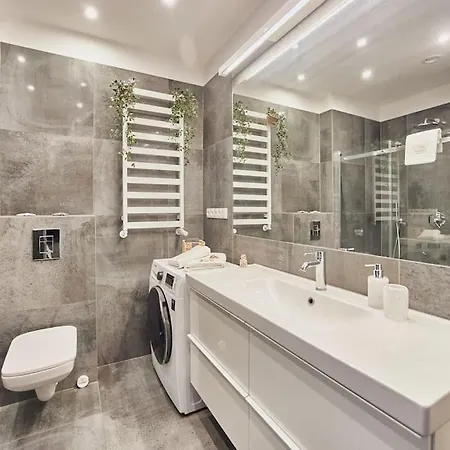 Golden Hour Apartments- Platan 16 Świnoujście