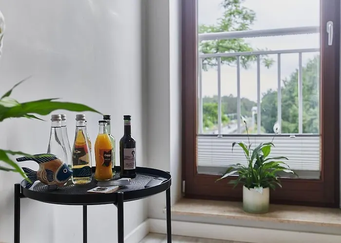 Golden Hour Apartments- Platan 16 *